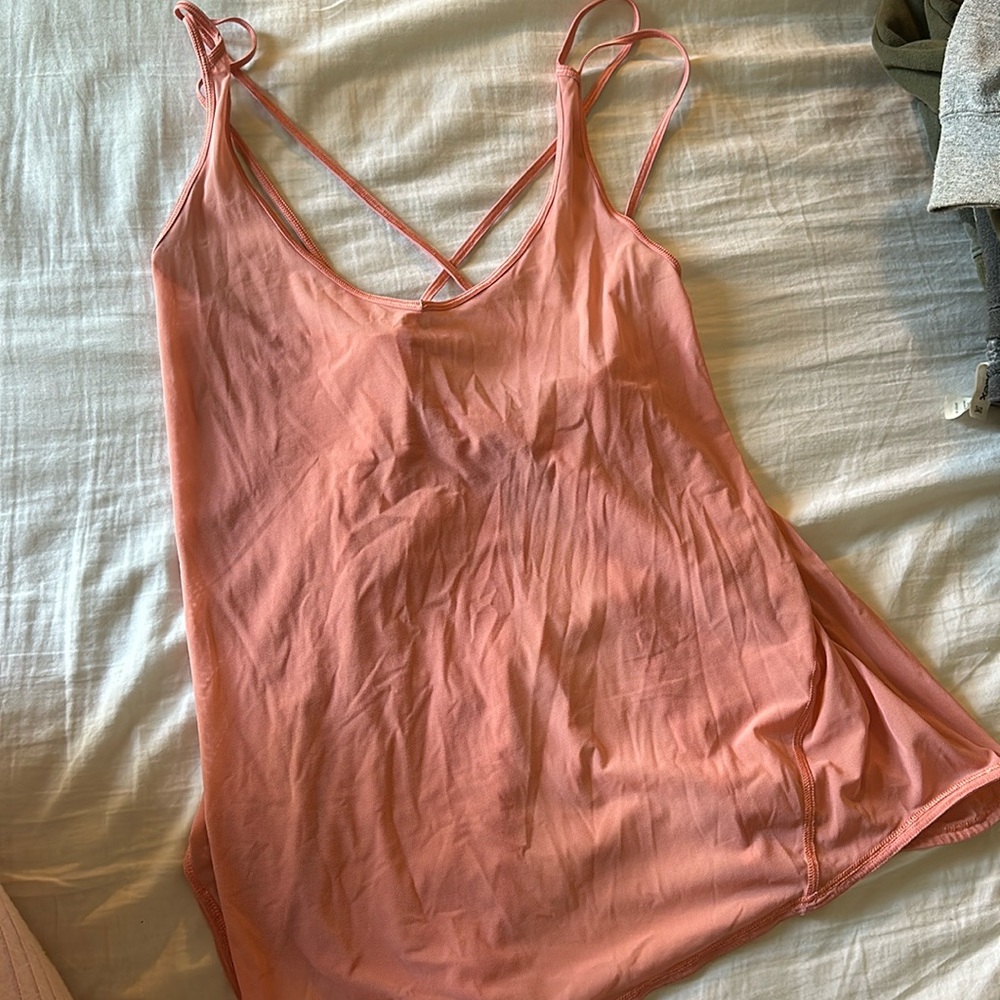 Lululemon mesh tank size 4
